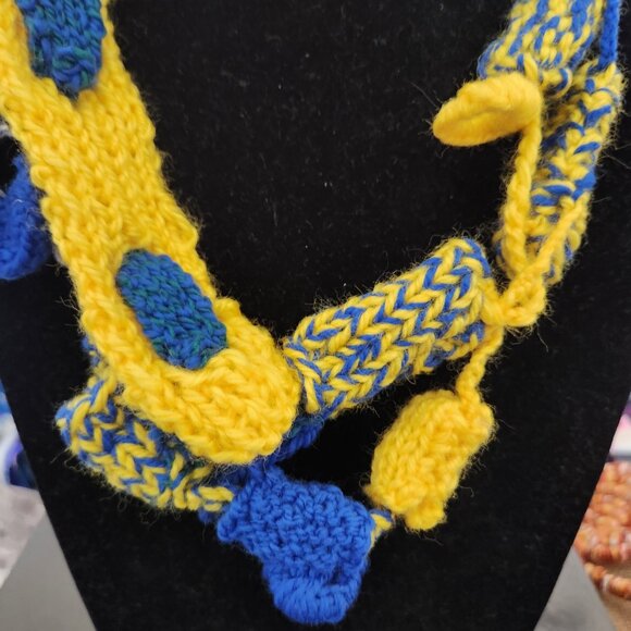 Necklace like free form scarf, knitted, new, my unique design, 40 in long. - Picture 2 of 4